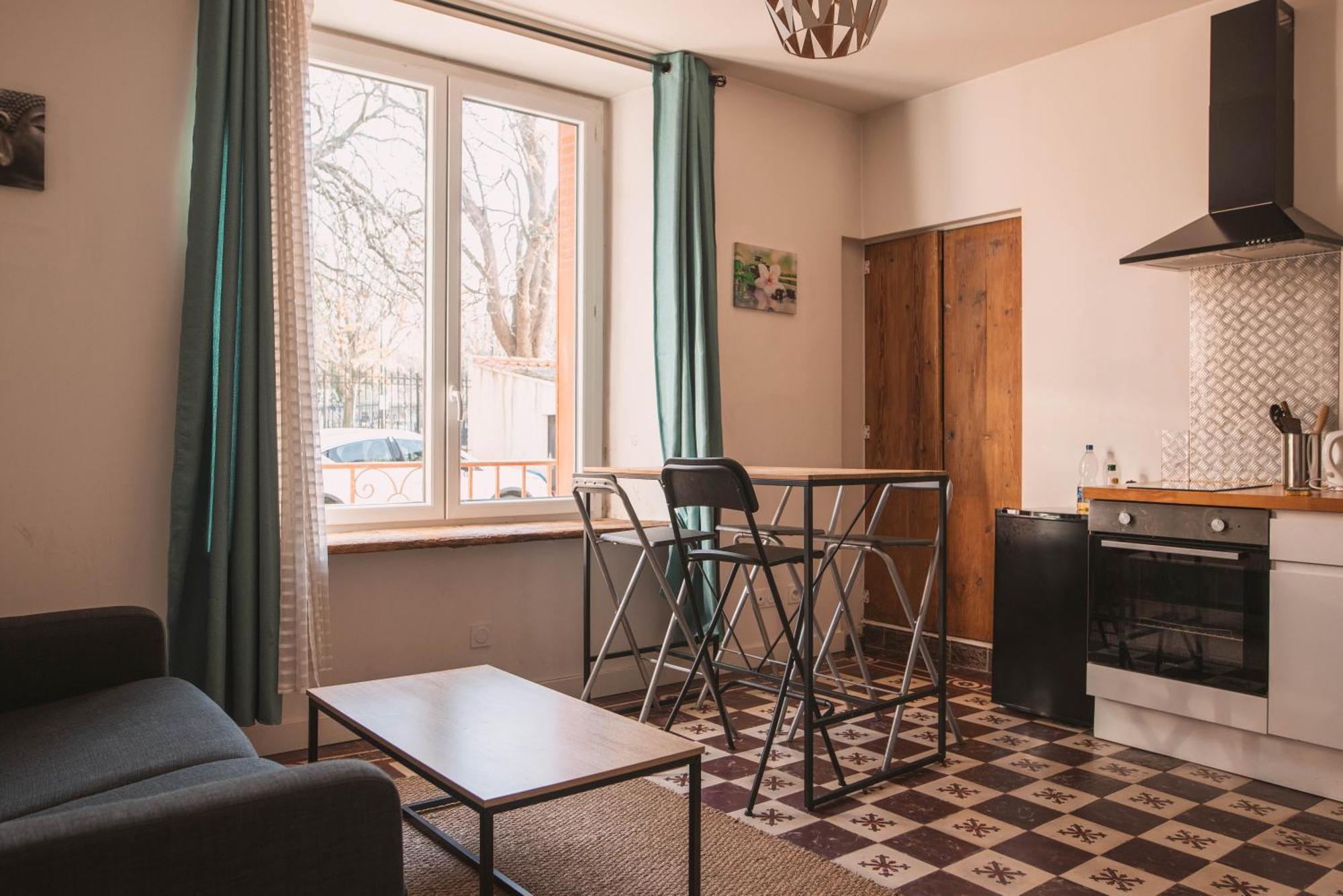 Joli Logement Centre Ville Avec Clim Оранж Экстерьер фото
